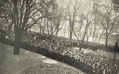 Protiválečný tábor. - Český svět 22.11.1912 