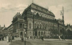  - Divadelní architektura 